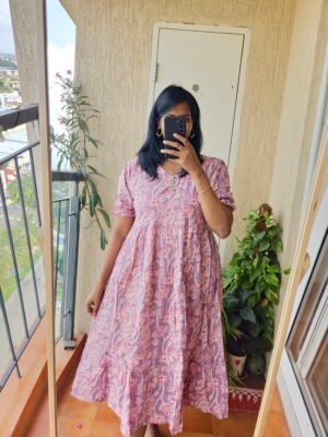 Lilac floral vatican silk casual frock.