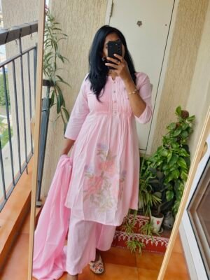 Baby pink Mul cotton kurta set