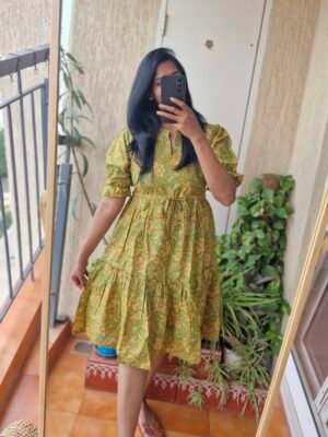 Green floral dress come tunic.