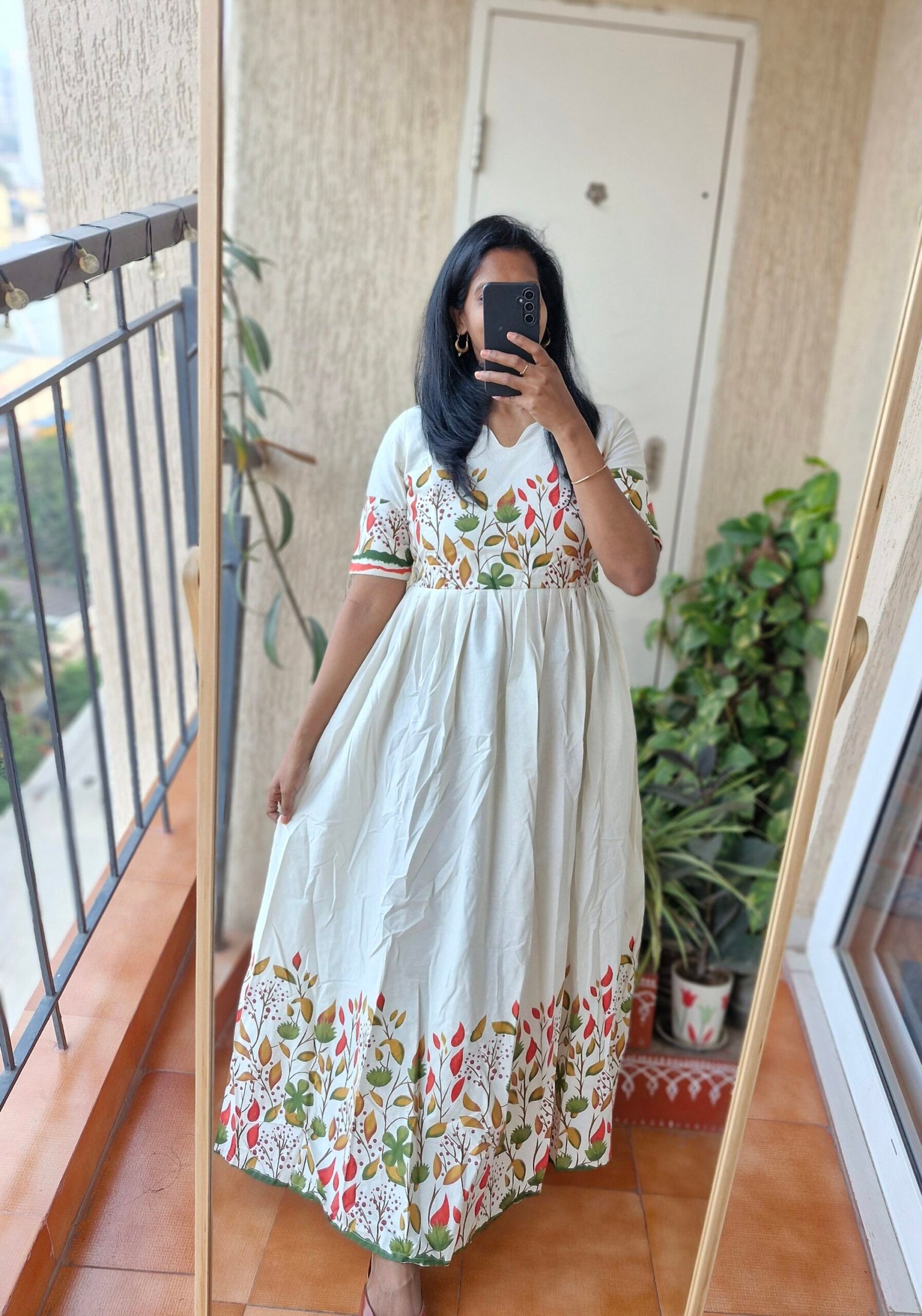 Khadi floral cotton dress. - Image 2