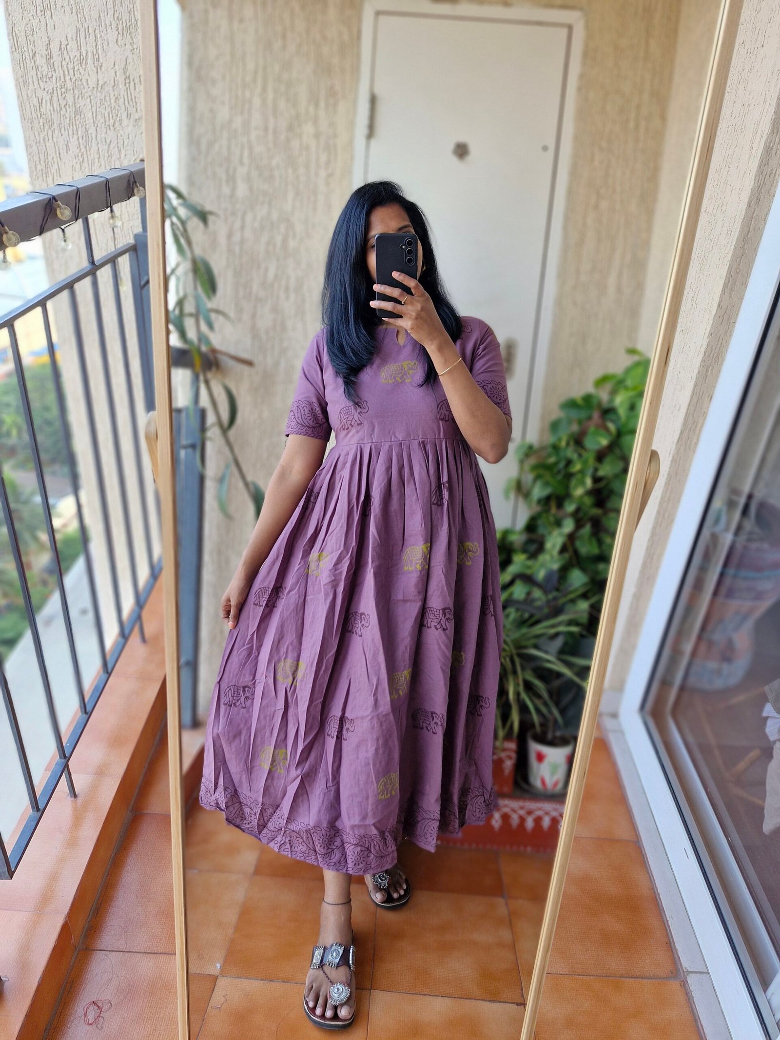 Mauve khaadi cotton elphant dress. - Image 2