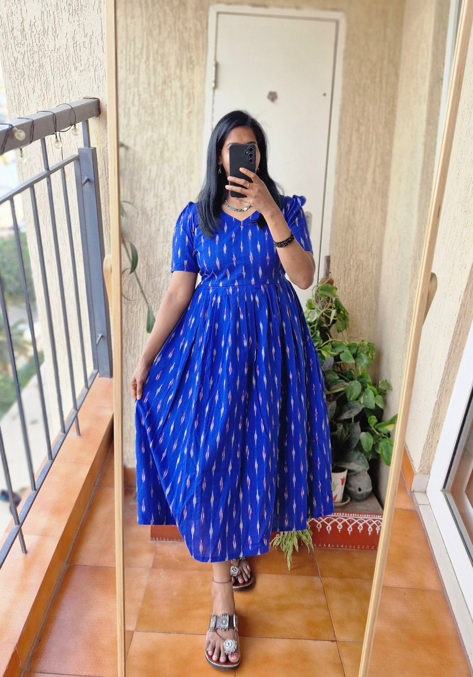 Royal blue Ikkath dress. - Image 2
