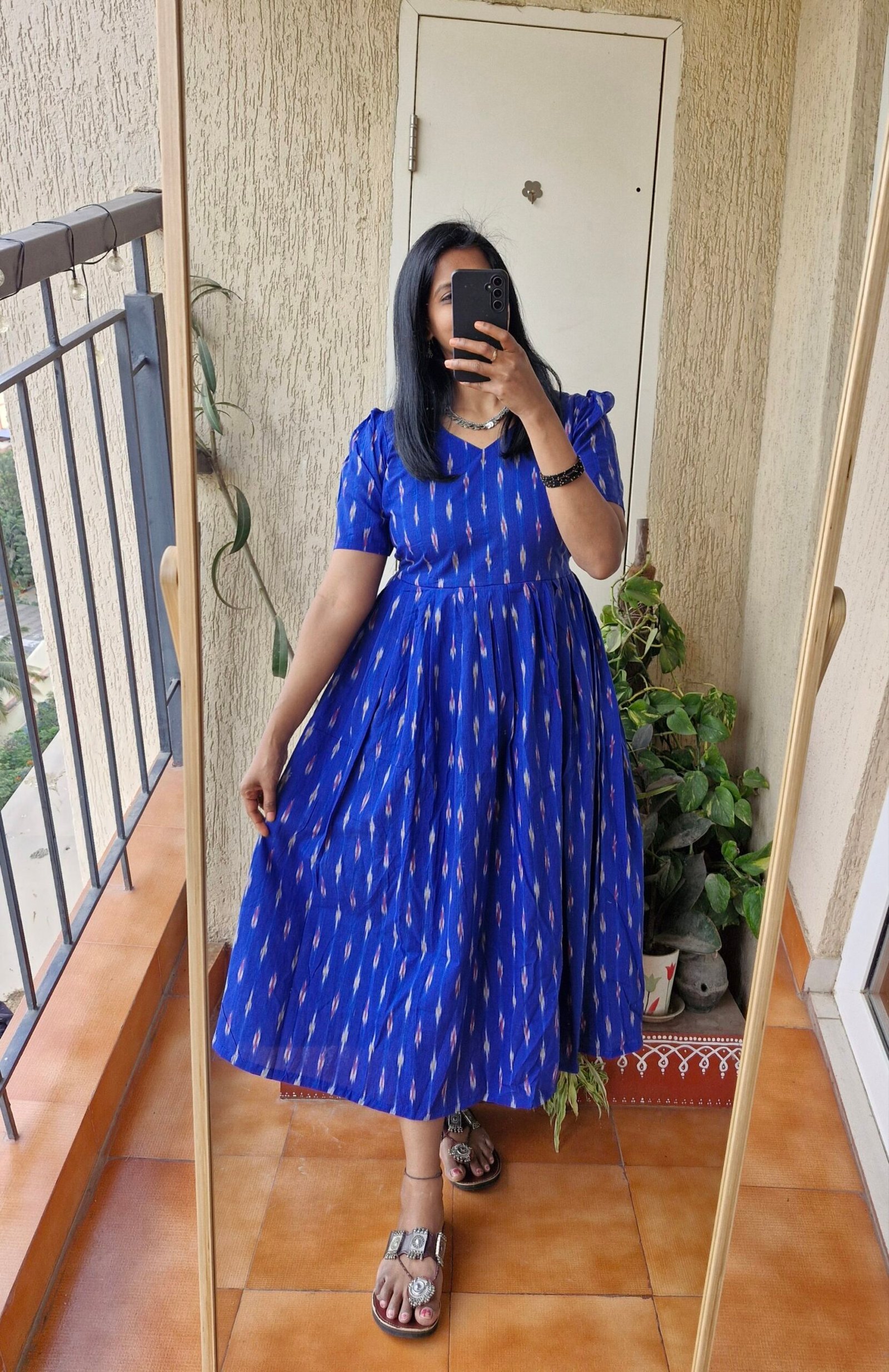 Royal blue Ikkath dress. - Image 3
