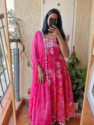 Pink floral chiffon kurta set.
