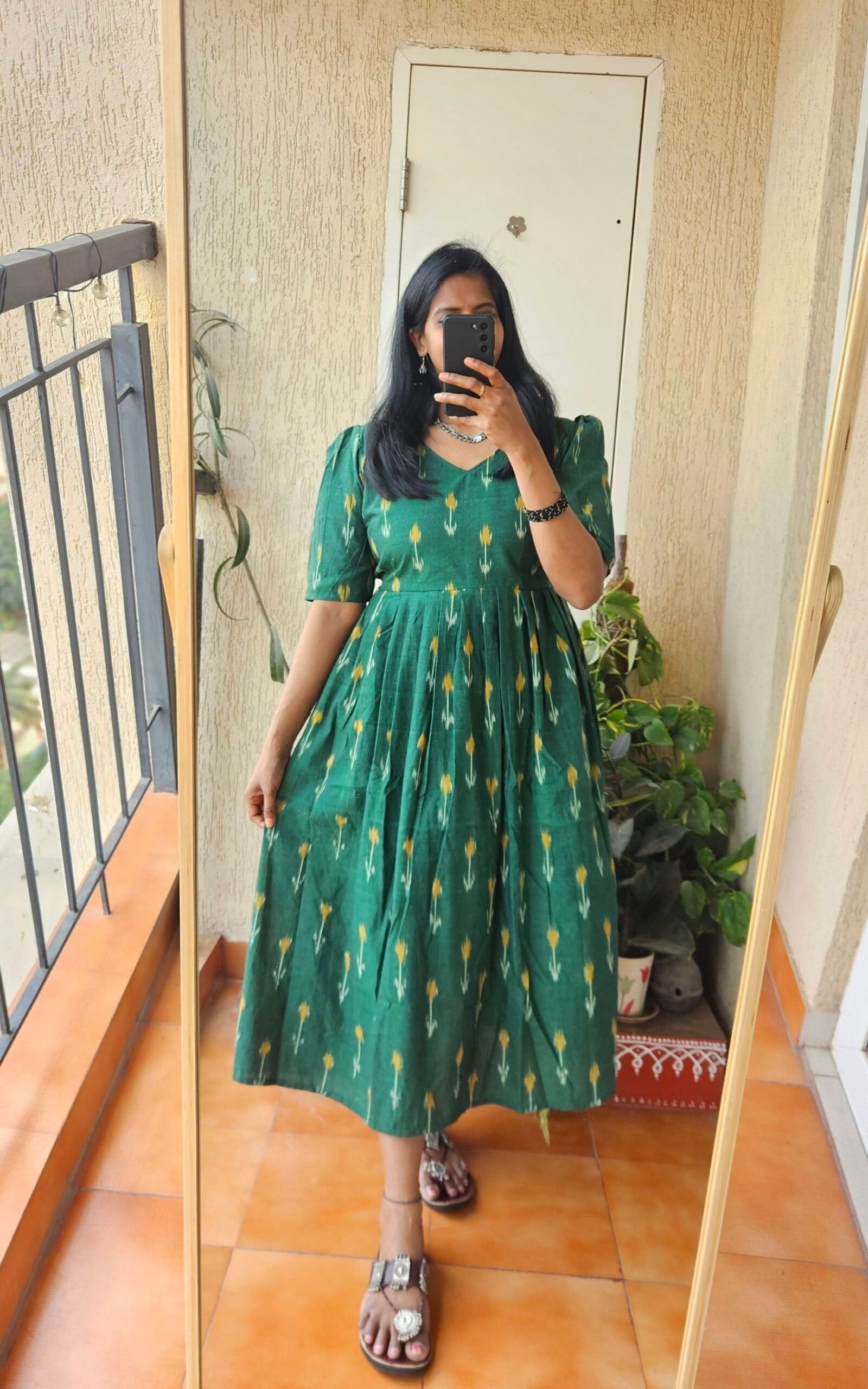 Green Ikkath dress - Image 5