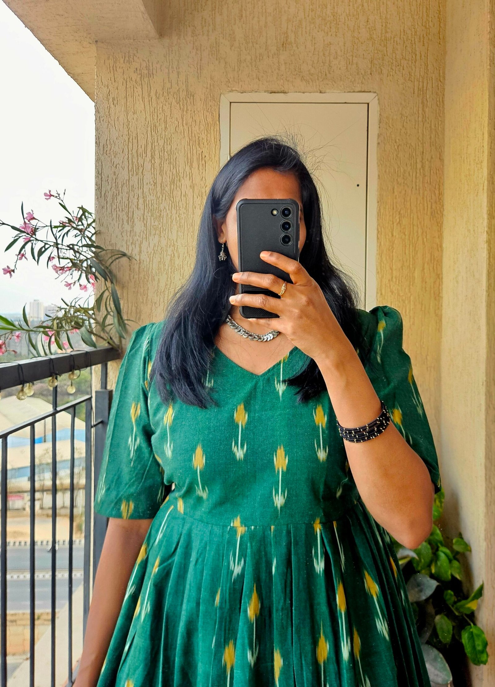 Green Ikkath dress - Image 7