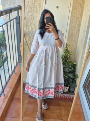 White vintage checks Jamdhaani dress.