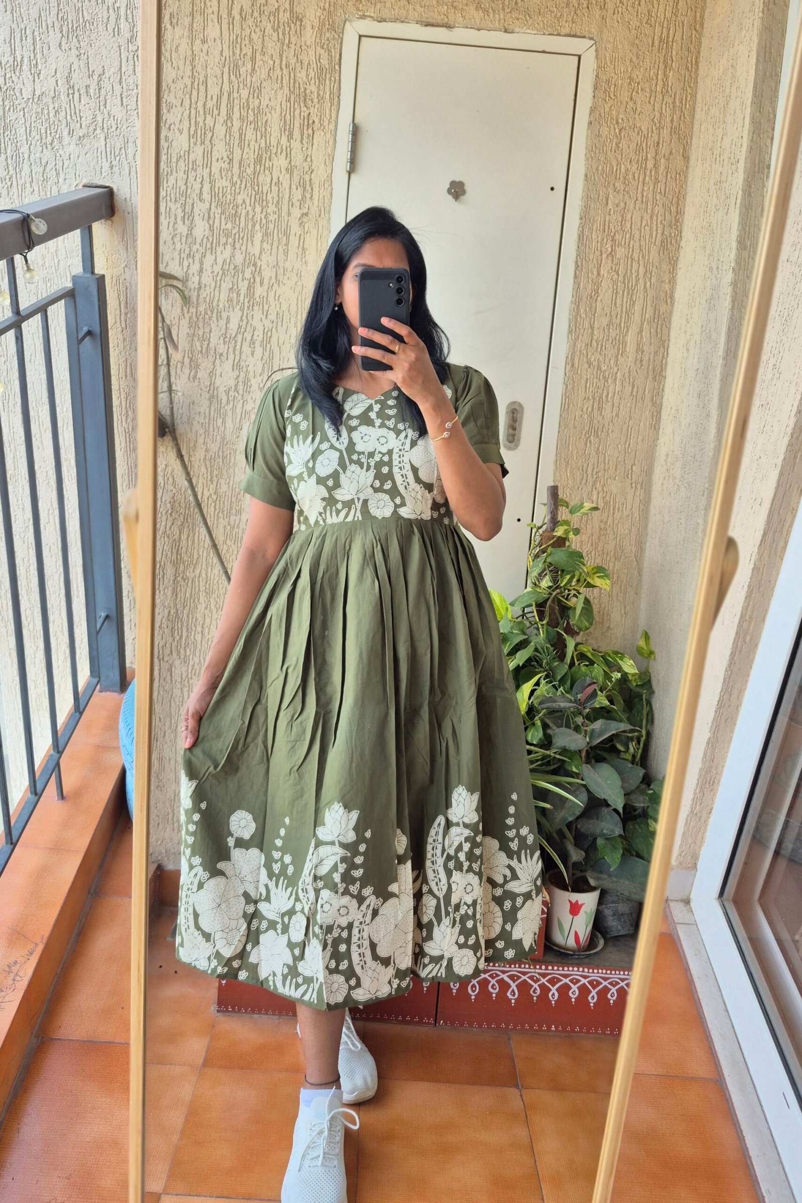 Olive green floral cotton dress. - Image 3
