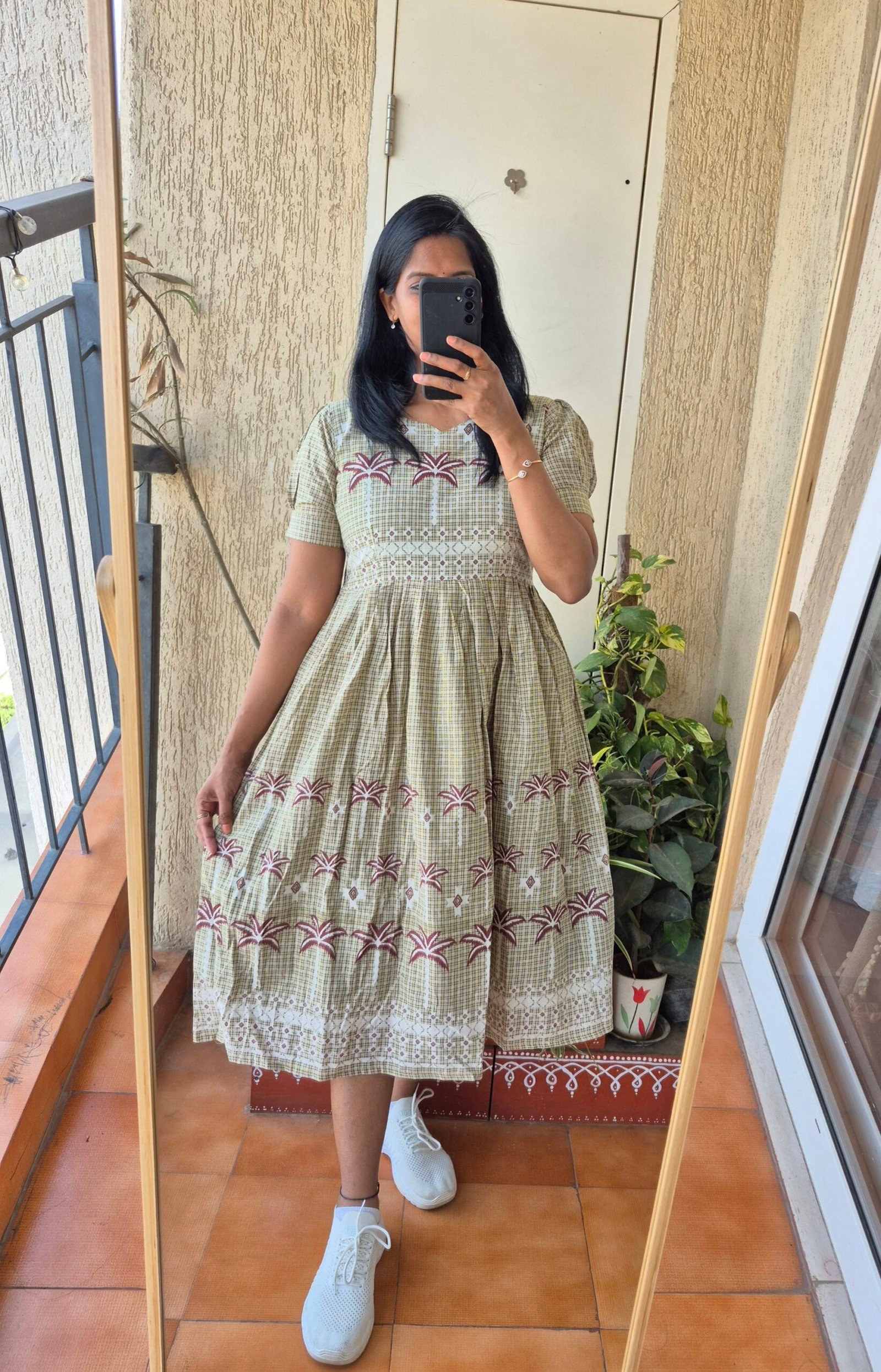 Pista Green vintage cotton dress. - Image 2