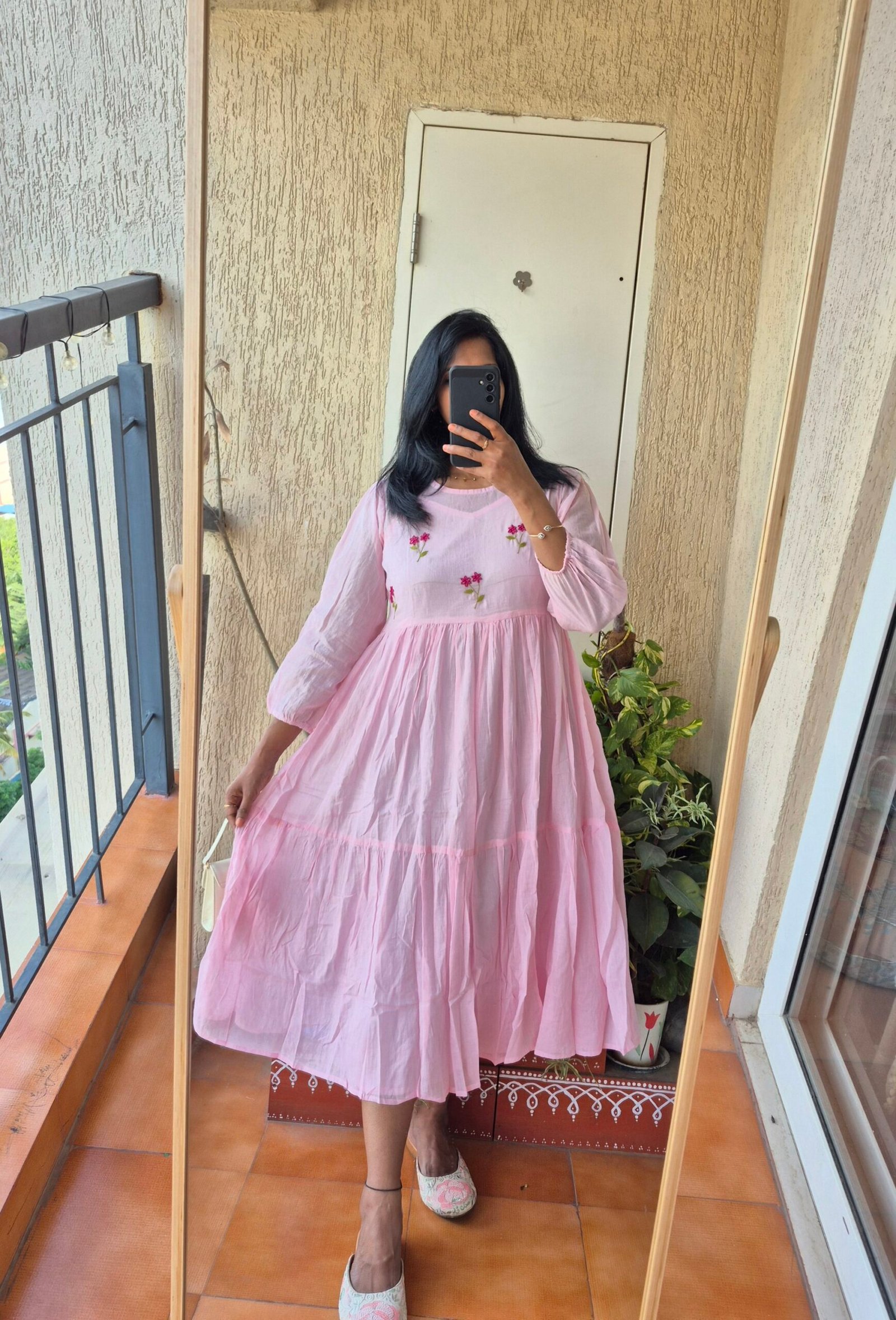Baby pink 2 piece mul cotton dress. - Image 2