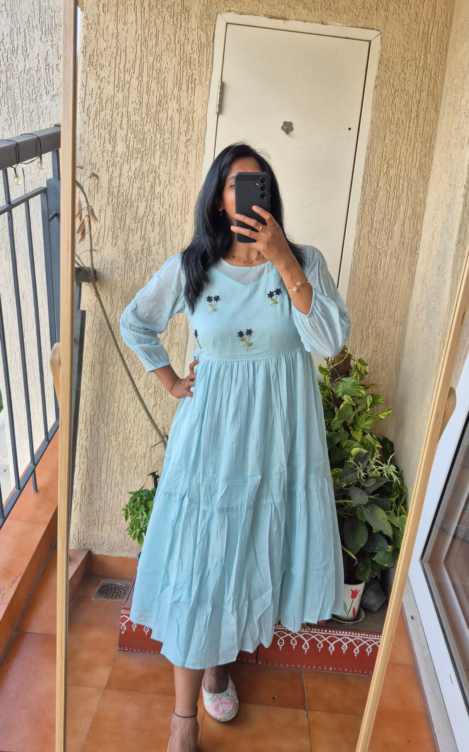 Powder blue 2 piece mul cotton dress. - Image 5
