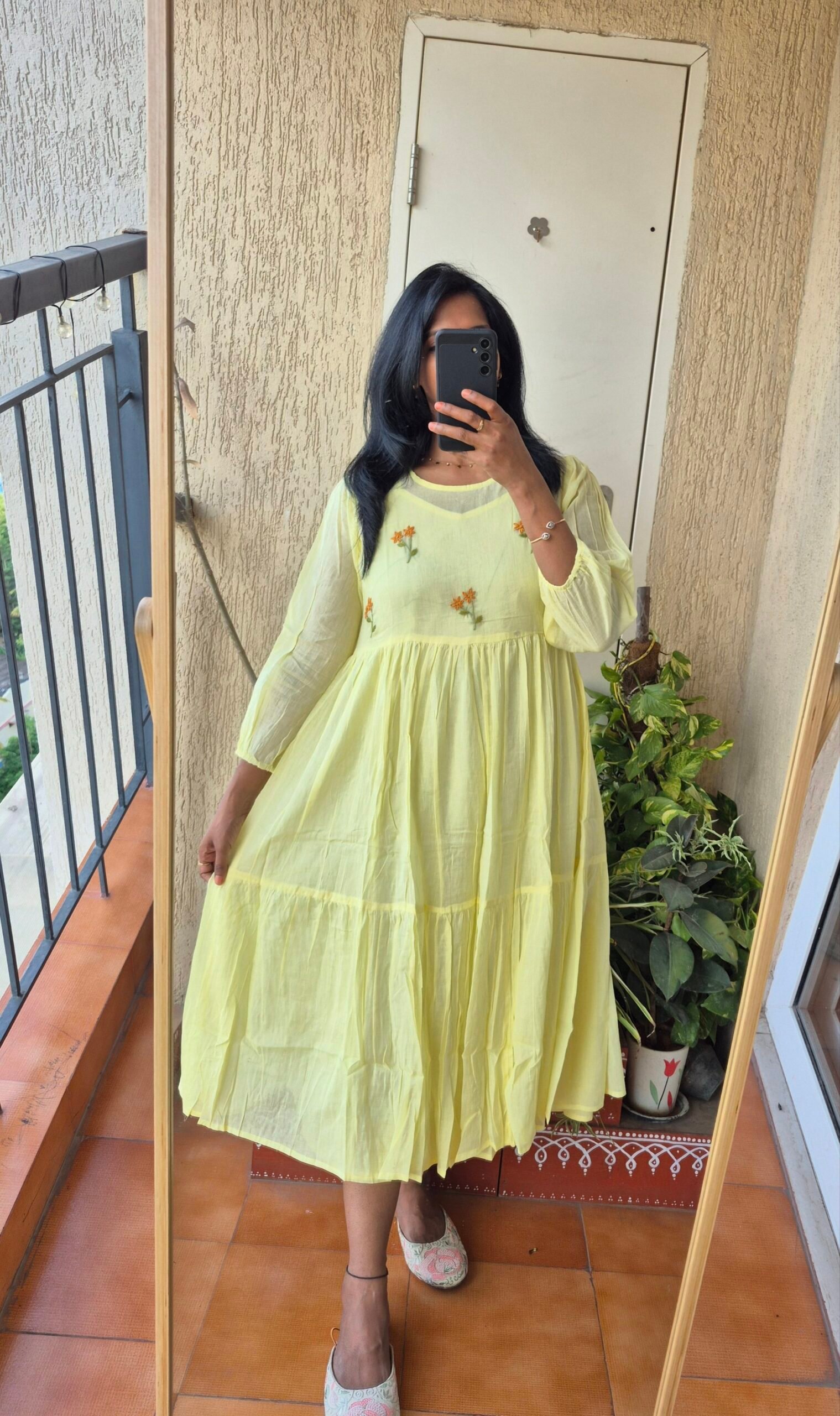 Lemon yellow 2 piece mul cotton dress.