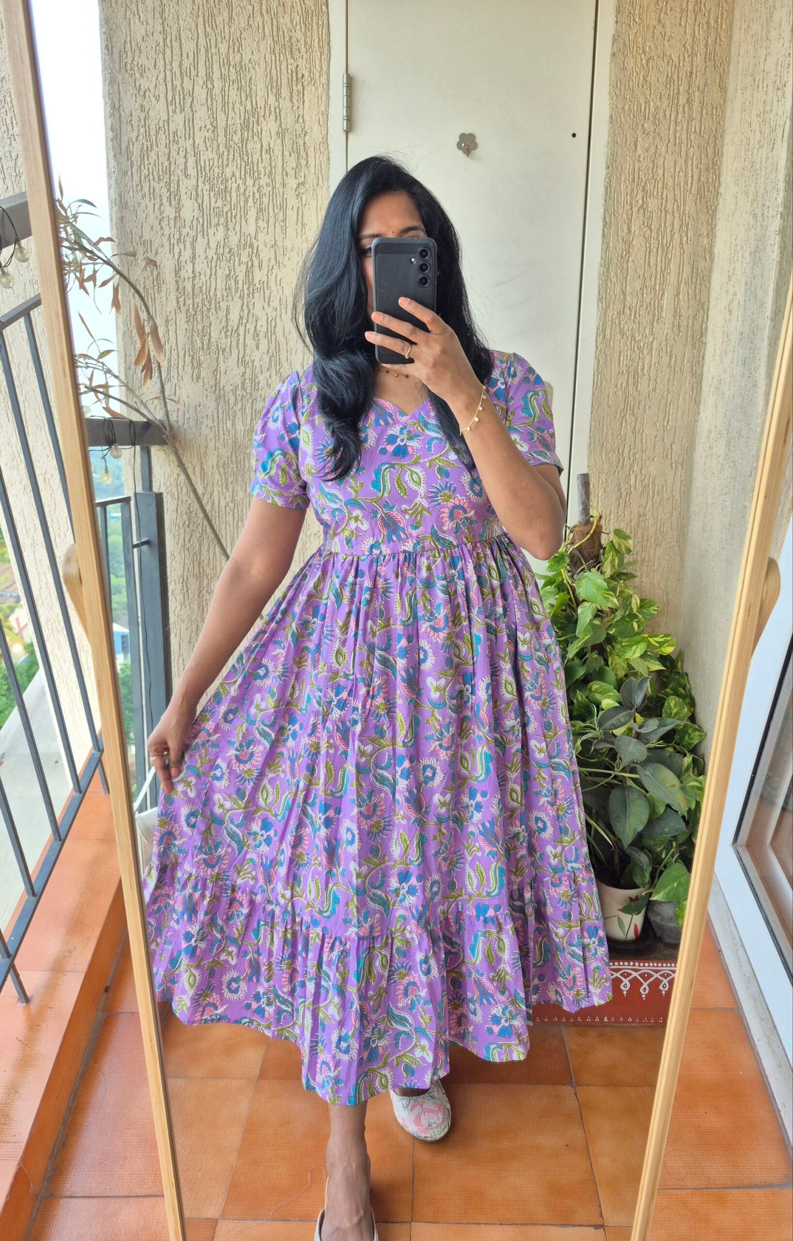 Lilac floral cotton dress. - Image 3