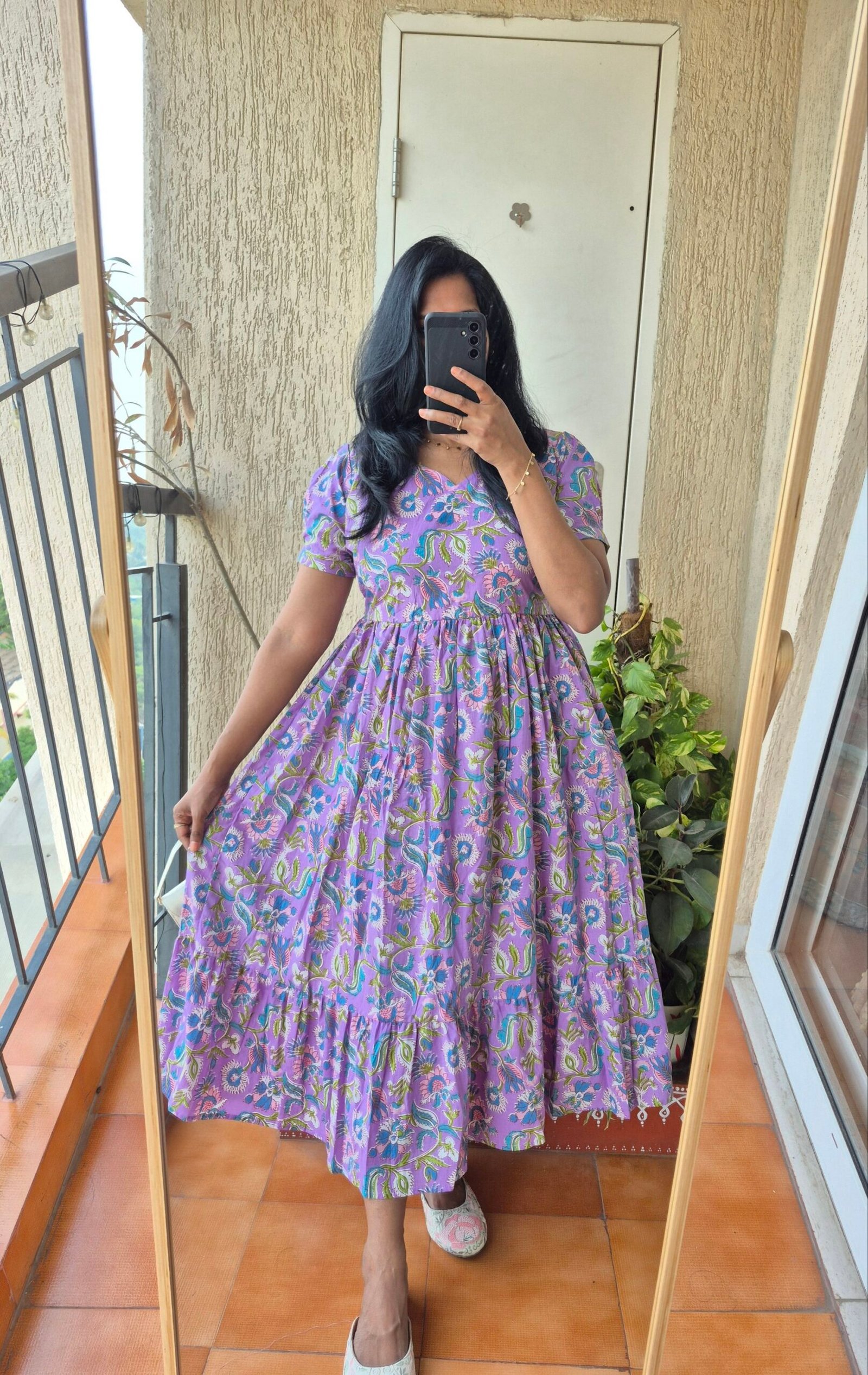 Lilac floral cotton dress. - Image 4