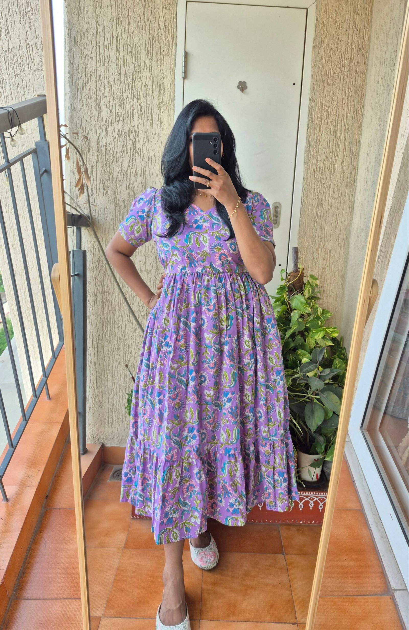 Lilac floral cotton dress. - Image 5