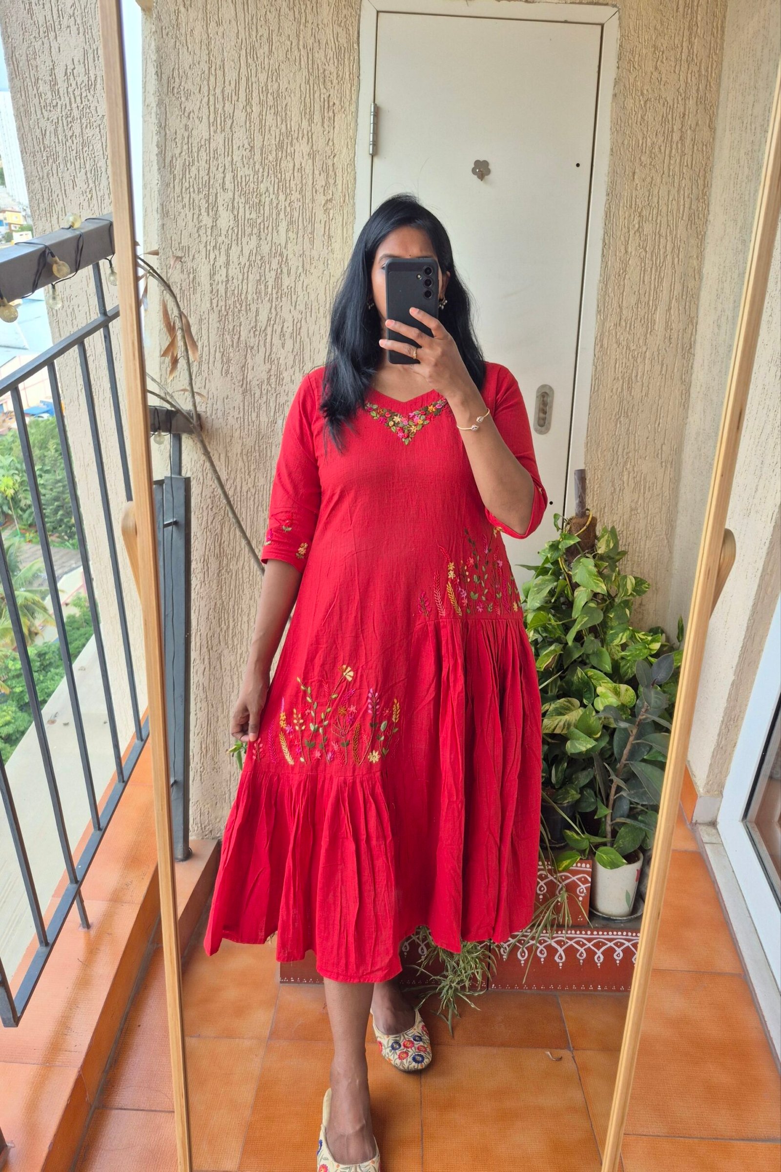 Tomato Red embroideres frill cotton dress. - Image 3