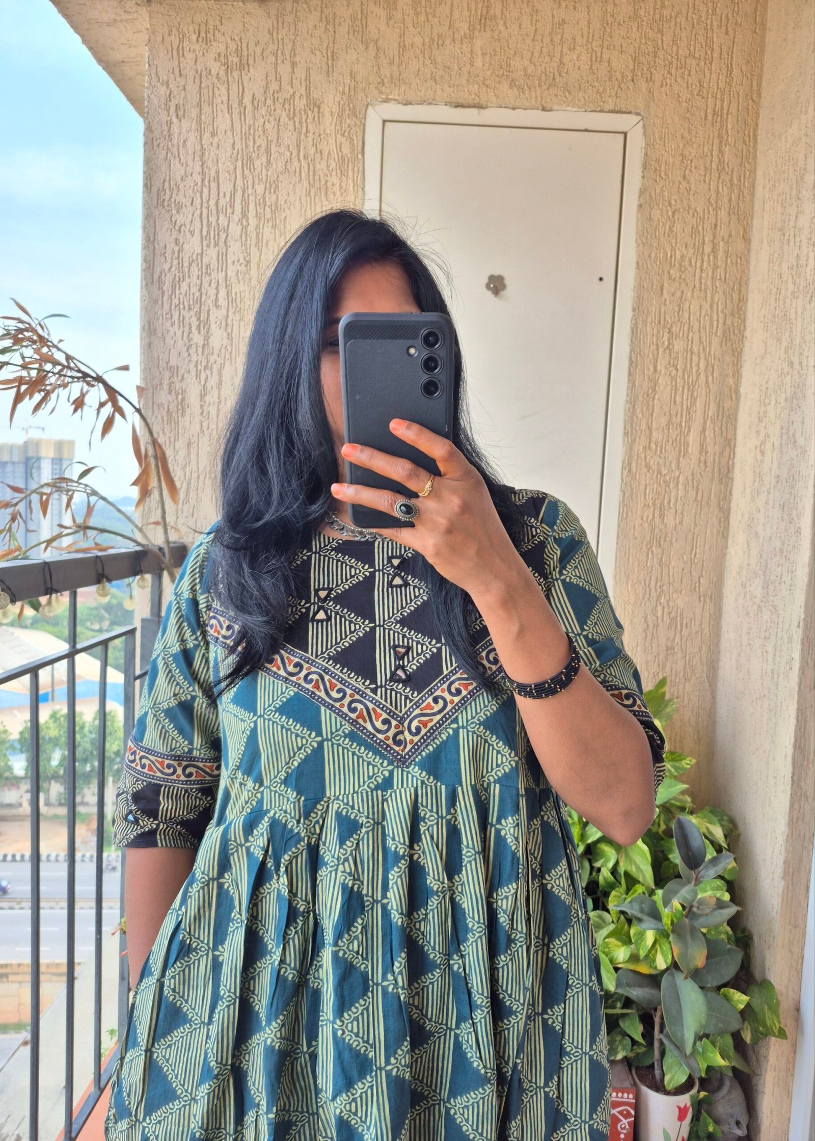 Green abstract print cotton mirror work dress. - Image 6